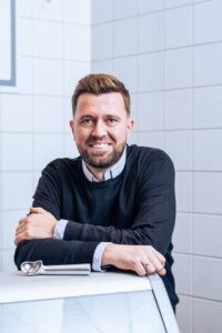 Kastbergs Is - Medarbejderportræt af Skovgaard & Damgaard Fotografi
